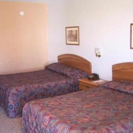 Budget Deluxe Motel Rolla Zimmer foto